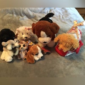 2/$20 Bundle Of 7 Toy Plushies Dogs Puppies